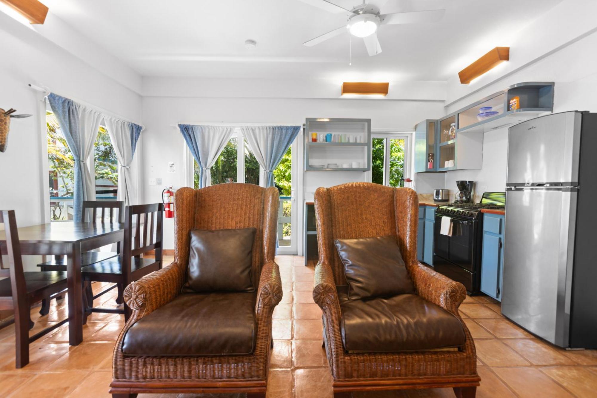 Beachside Villas Gold Standard Certified Placencia Bilik gambar
