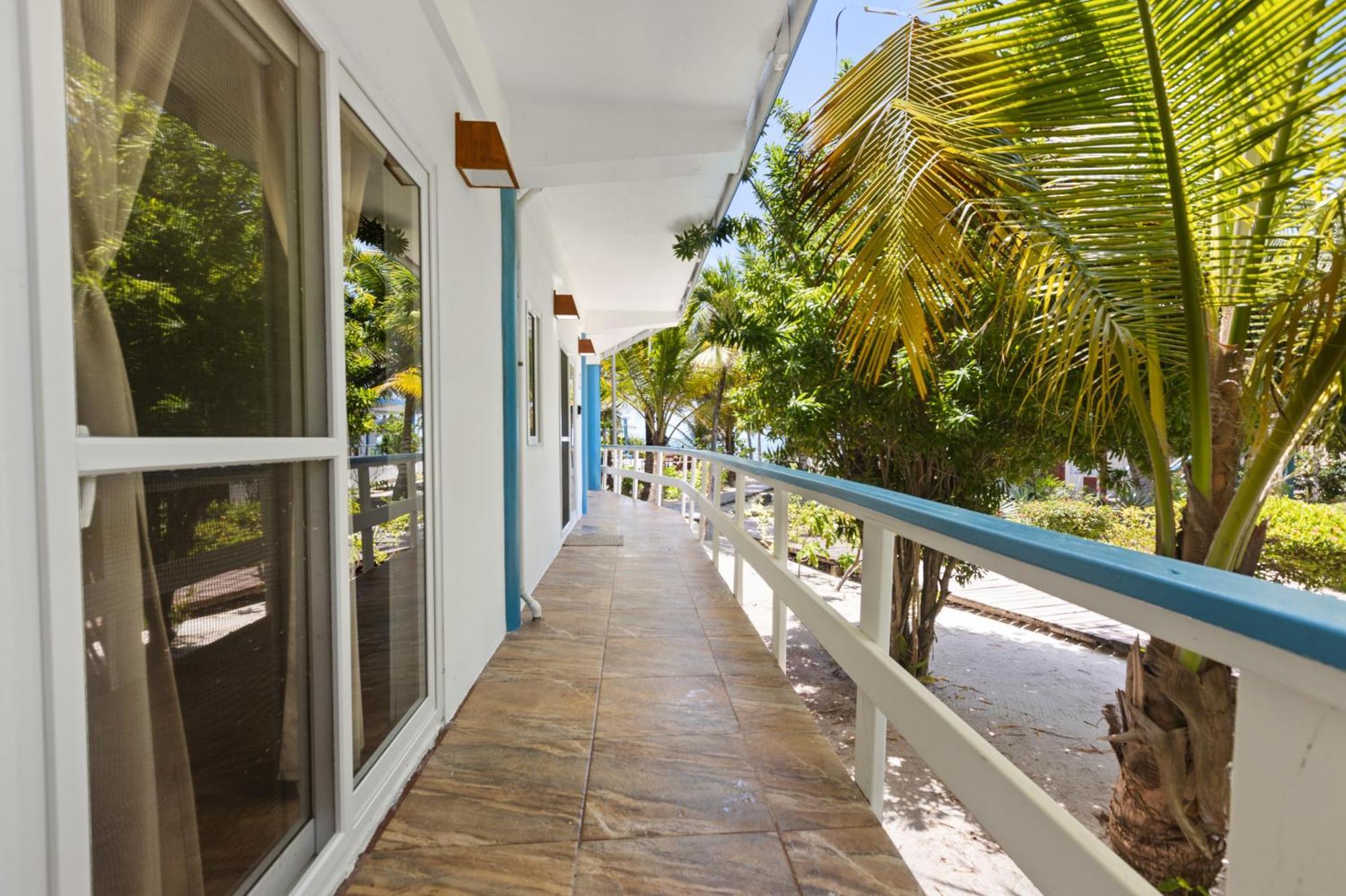 Beachside Villas Gold Standard Certified Placencia Bilik gambar